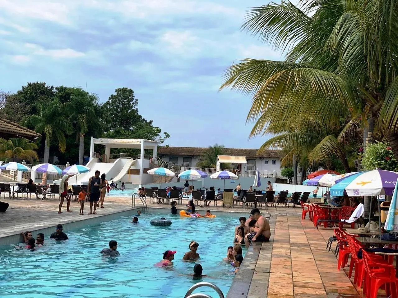 Aparthotel L'Acqua Diroma Oficial - Parque Com Piscina De Ondas Exclusiva Caldas Novas