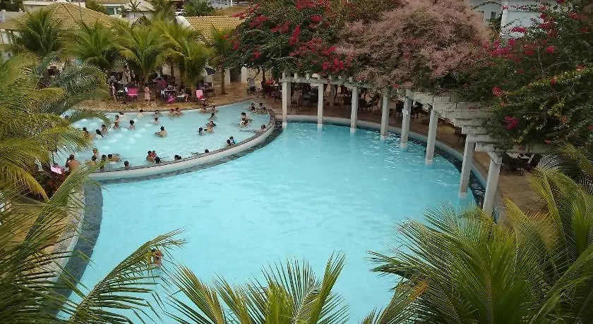 L'Acqua Diroma Oficial - Parque Com Piscina De Ondas Exclusiva 卡达斯诺瓦斯