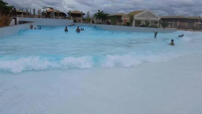 *** 公寓式酒店 L'Acqua Diroma Oficial - Parque Com Piscina De Ondas Exclusiva 卡达斯诺瓦斯 巴西