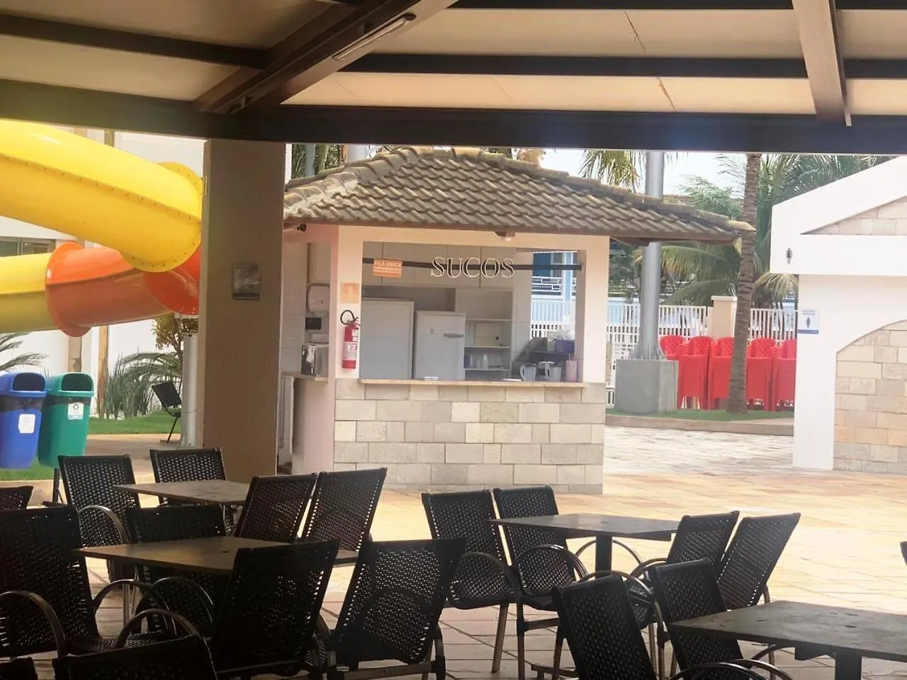 L'Acqua Diroma Oficial - Parque Com Piscina De Ondas Exclusiva 卡达斯诺瓦斯 3*,