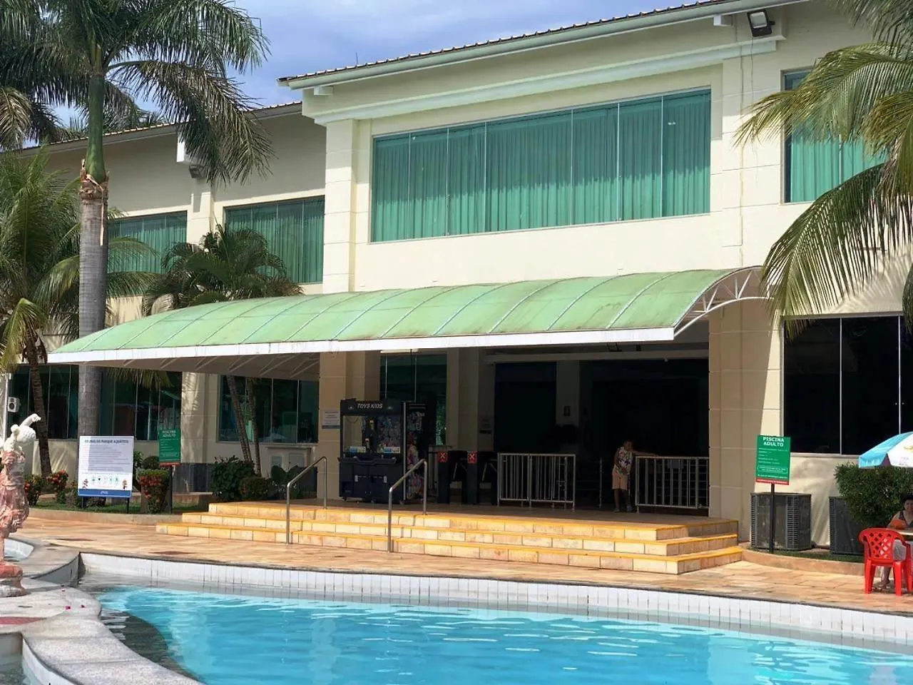 Lacqua diRoma - Ótimas Suítes - Resort com Piscina de ondas Caldas Novas Apart-hotel