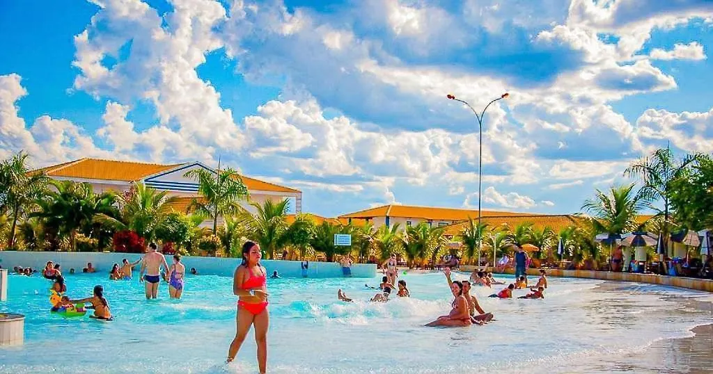 Apart-hotel Lacqua diRoma - Ótimas Suítes - Resort com Piscina de ondas Caldas Novas