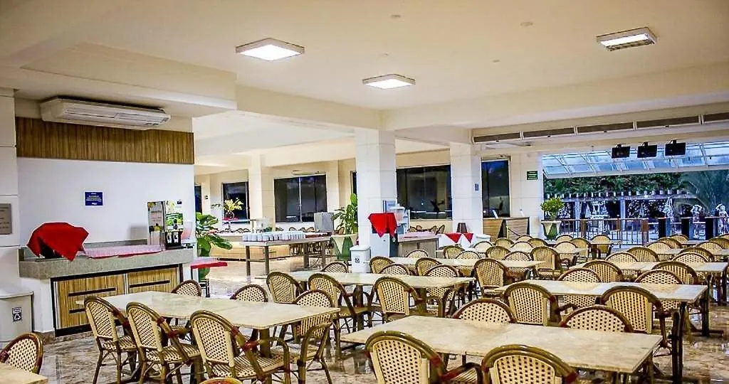 Lacqua diRoma - Ótimas Suítes - Resort com Piscina de ondas Caldas Novas